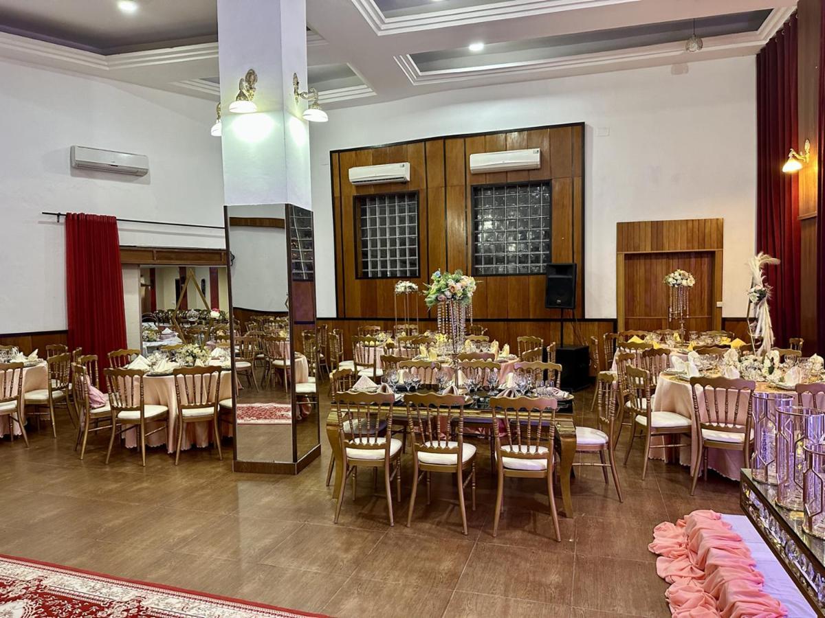 Yaahot Hotel Yaoundé Екстериор снимка