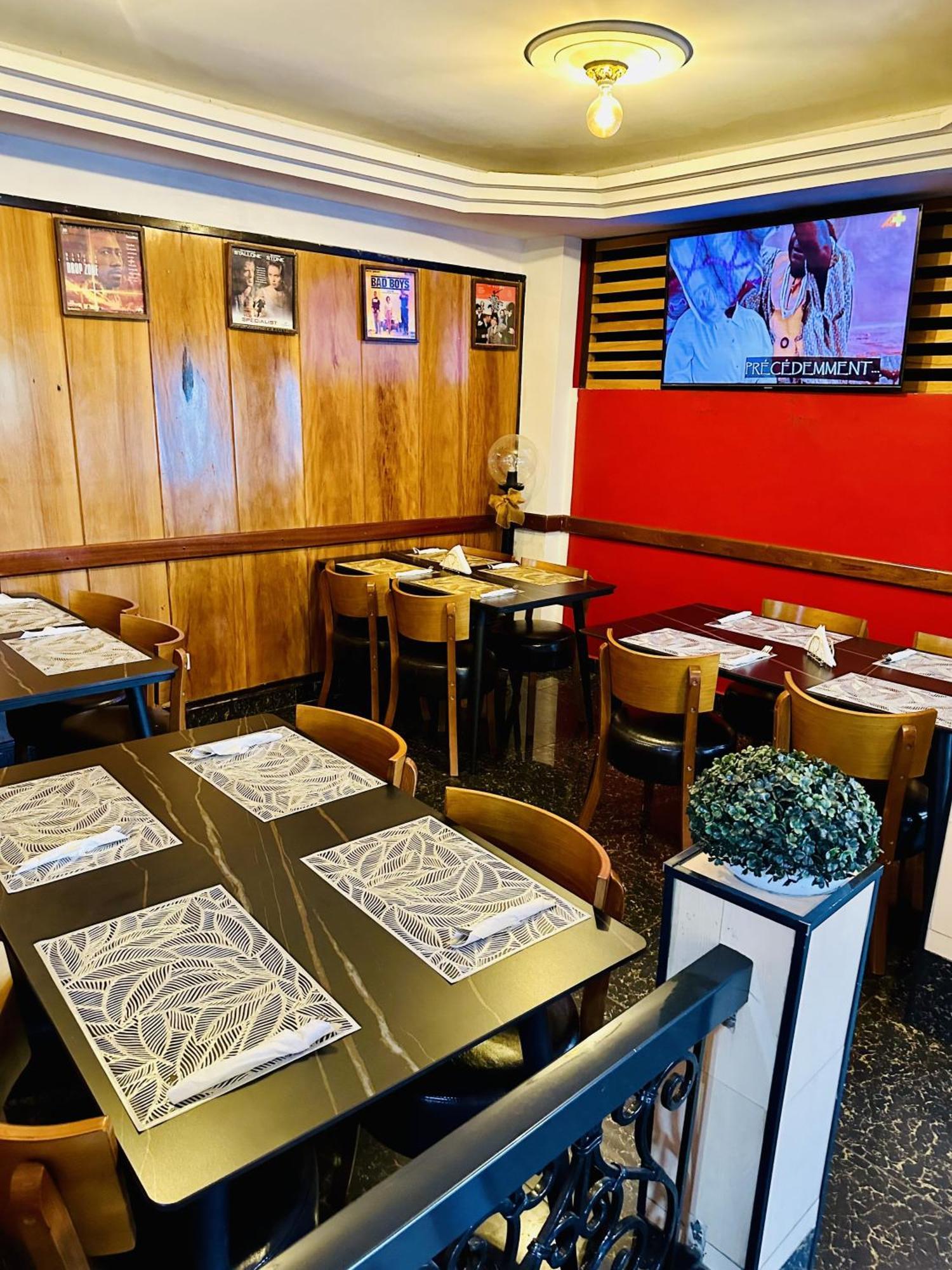 Yaahot Hotel Yaoundé Екстериор снимка