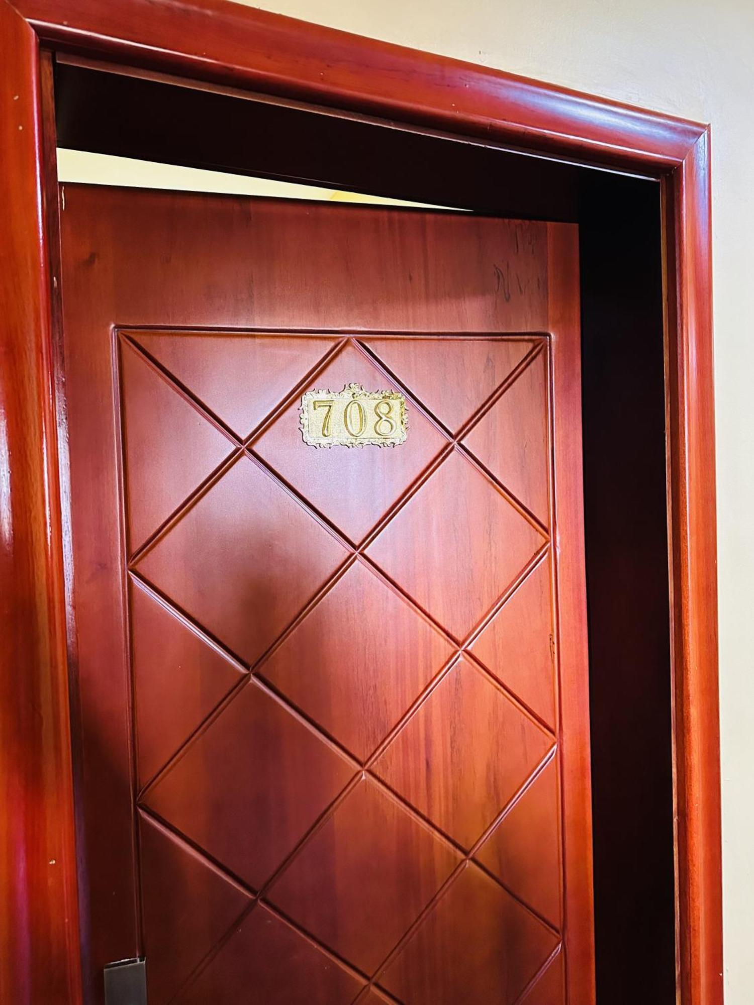 Yaahot Hotel Yaoundé Екстериор снимка